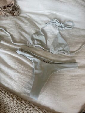 Leni swims Triangle Bikini Set